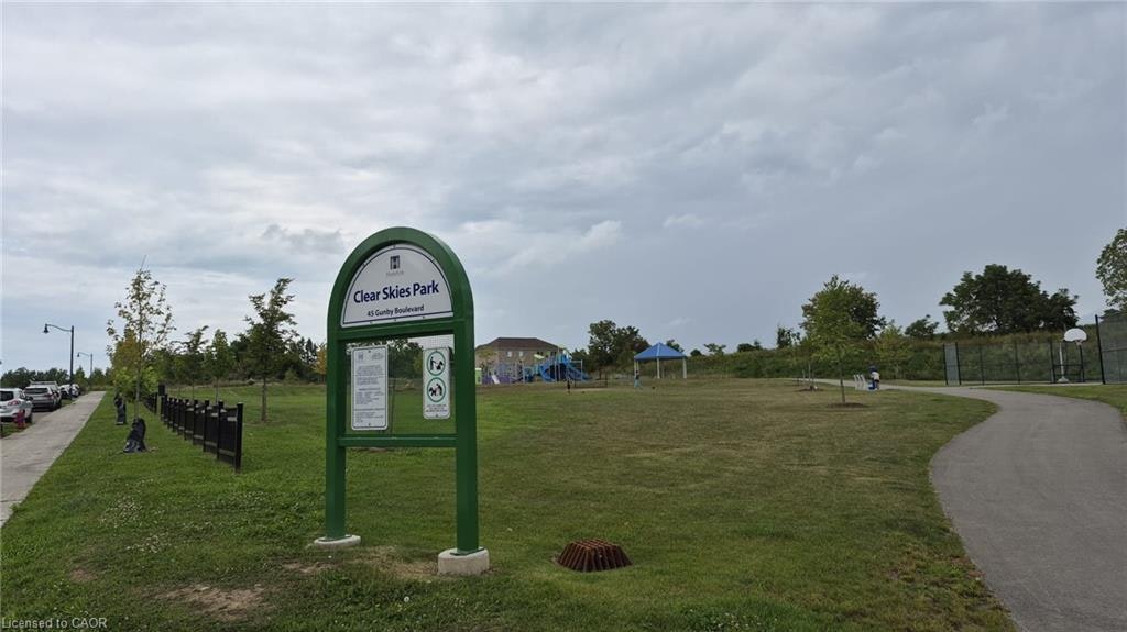 24 Gunby Boulevard, Hamilton, ON, L8B 0T2 - 4