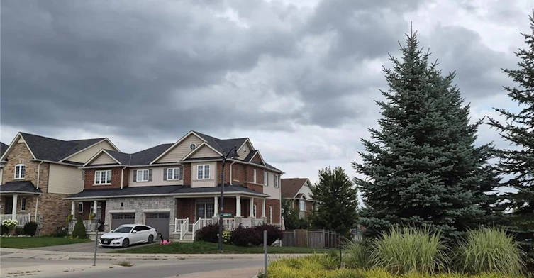 24 Gunby Boulevard, Hamilton, ON, L8B 0T2 - 3