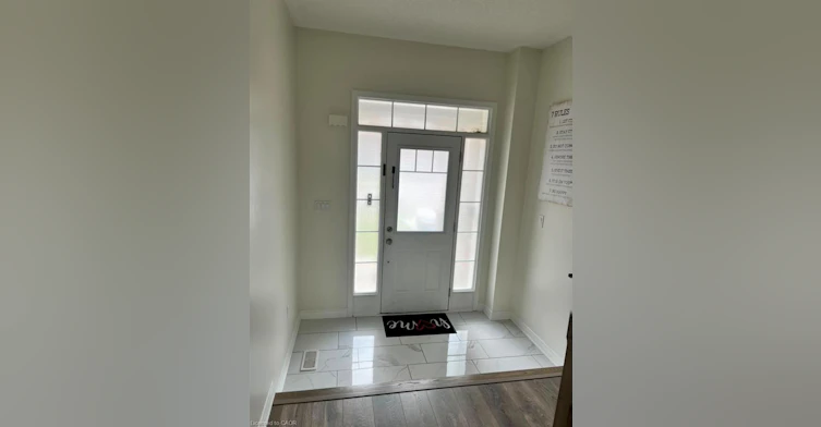 73 Phyllis Drive, Caledon, ON, L7C 4E2 - 17