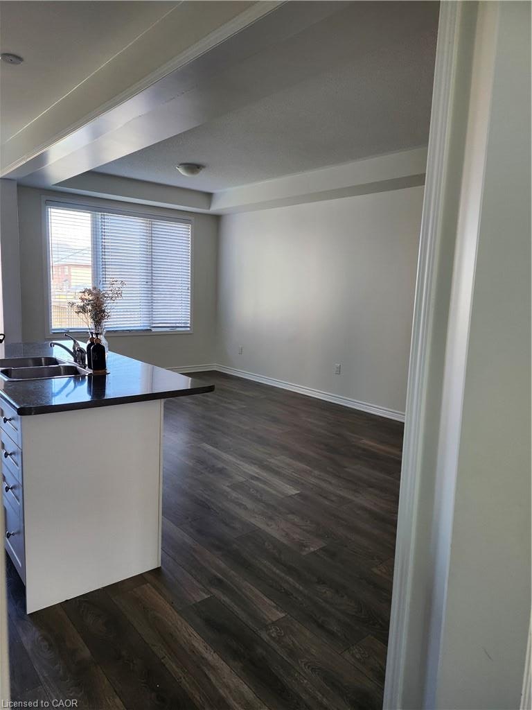 73 Phyllis Drive, Caledon, ON, L7C 4E2 - 2