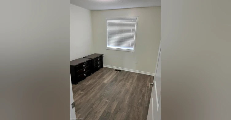 73 Phyllis Drive, Caledon, ON, L7C 4E2 - 9