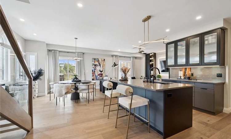 3 Queensbrook Crescent