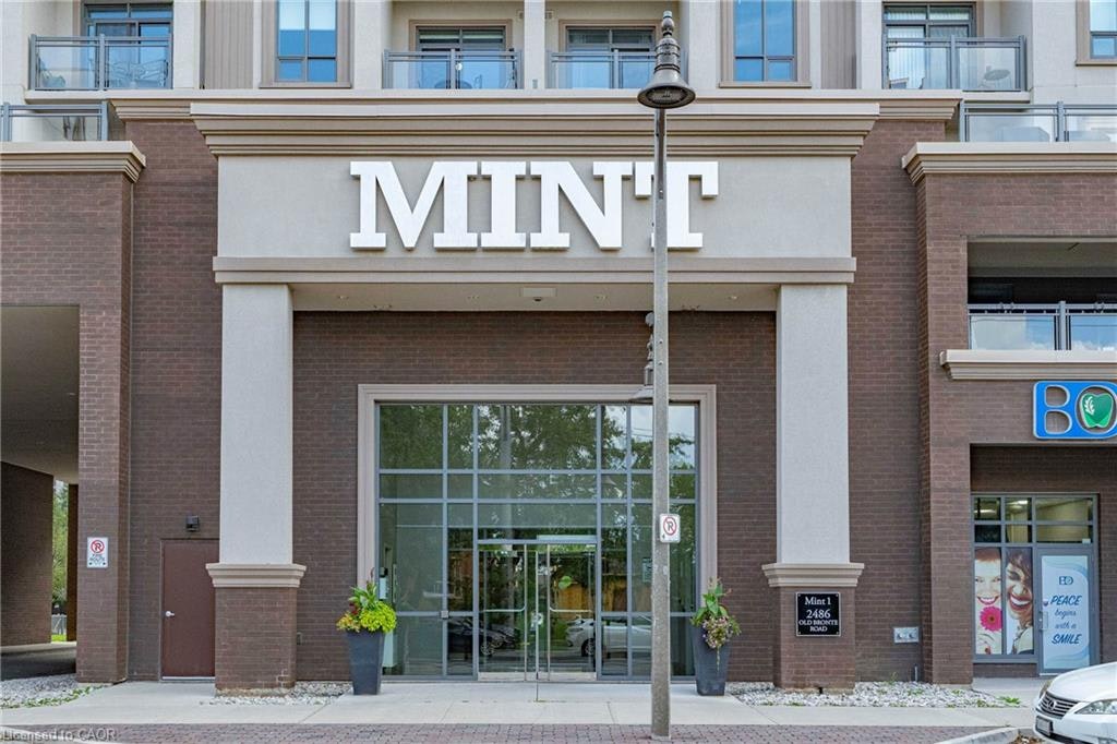 327-2486 Old Bronte Road, Oakville, ON, L6M 0Y4