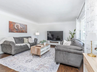 98 Duncombe Drive - 4
