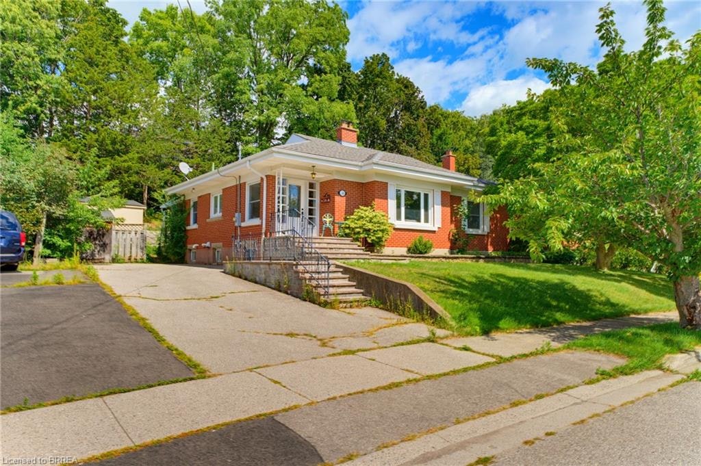 36 Slater Street, Brantford, ON, N3T 4N9