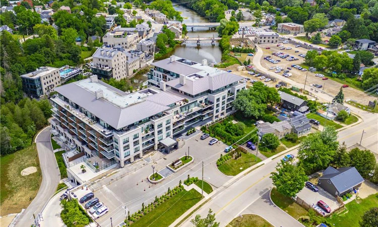 29-6523 Wellington Road 7