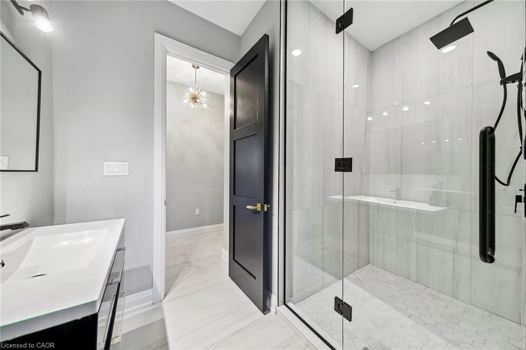 34 Jerseyville Road E, Hamilton, ON, L9G 1K1 - 29