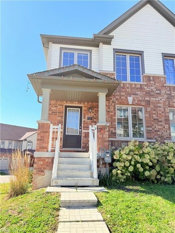 770 Linden Drive, Cambridge, ON, N3H 0E3 - 2
