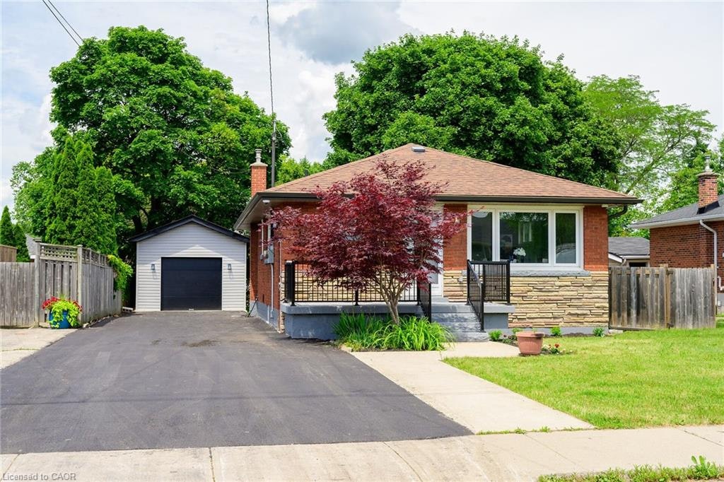 150 Howard Avenue, Hamilton, ON, L9A 2W8