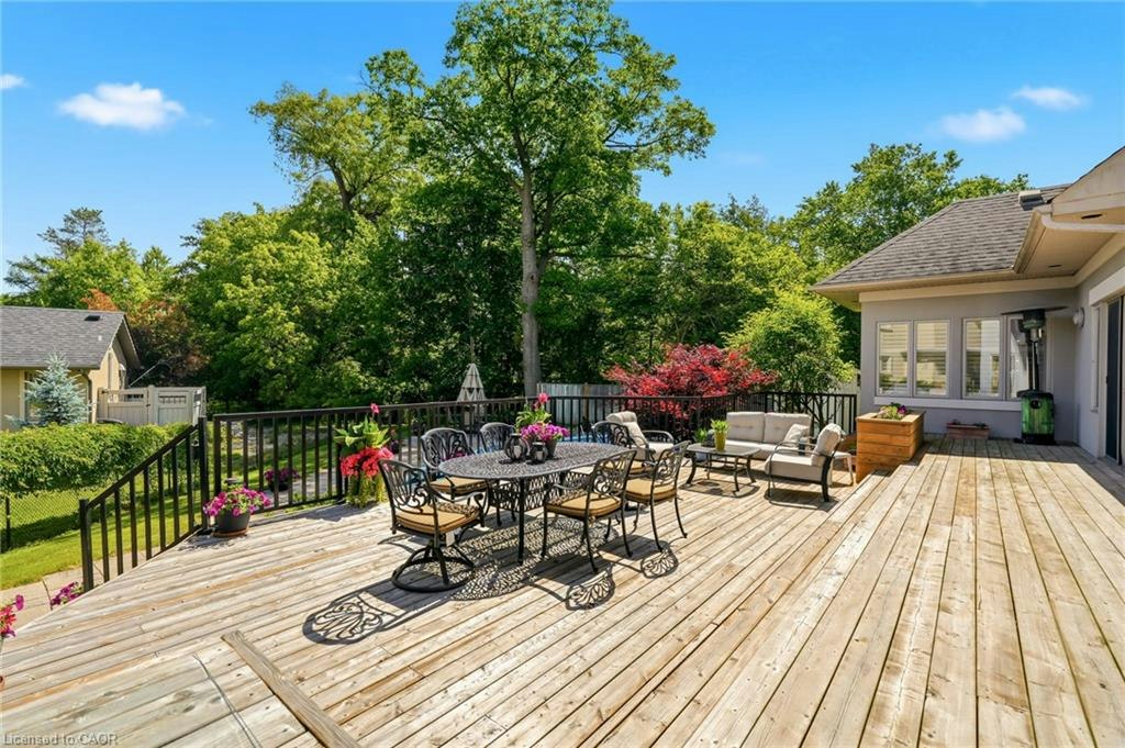 28 Millcreek Court, Hamilton, ON, L9G 4Z3 - 44