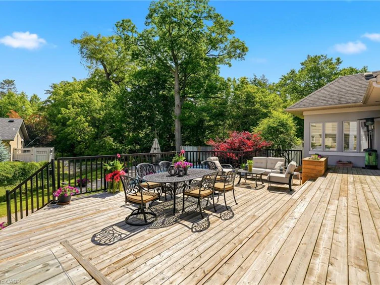 28 Millcreek Court, Hamilton, ON, L9G 4Z3 - 44