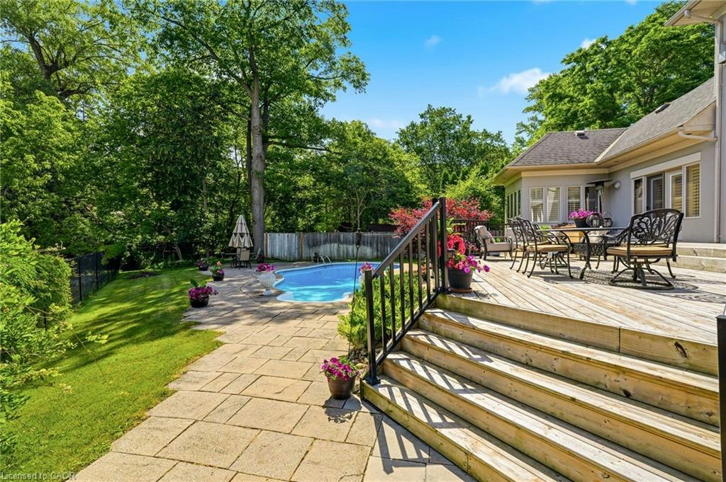 28 Millcreek Court, Hamilton, ON, L9G 4Z3 - 38