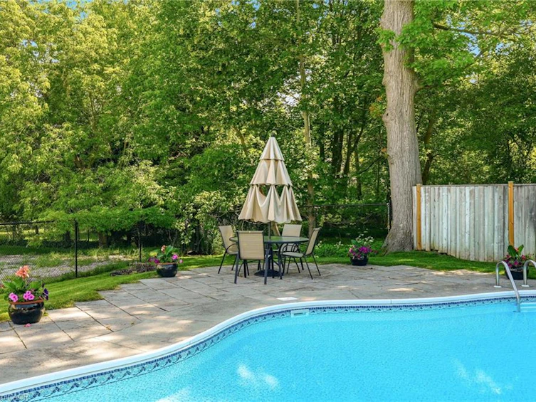 28 Millcreek Court, Hamilton, ON, L9G 4Z3 - 42