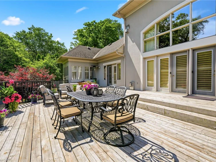 28 Millcreek Court, Hamilton, ON, L9G 4Z3 - 43