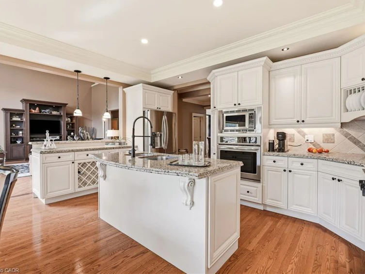 28 Millcreek Court, Hamilton, ON, L9G 4Z3 - 9