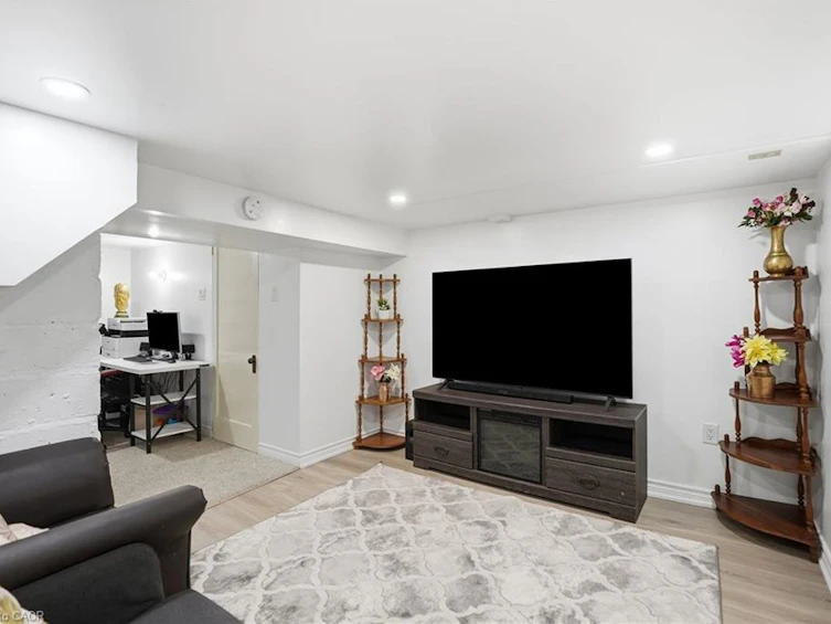 127 Park Row N, Hamilton, ON, L8H 4E7 - 18