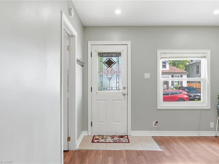127 Park Row N, Hamilton, ON, L8H 4E7 - 3