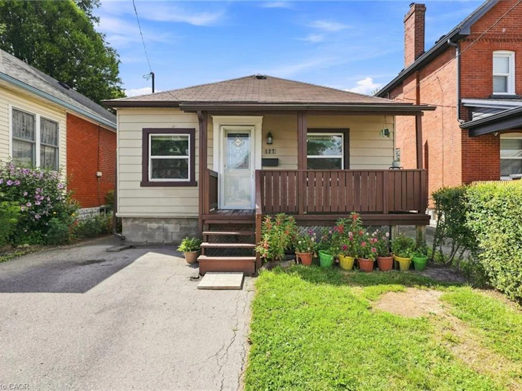 127 Park Row N, Hamilton, ON, L8H 4E7