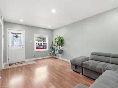 127 Park Row N - 5
