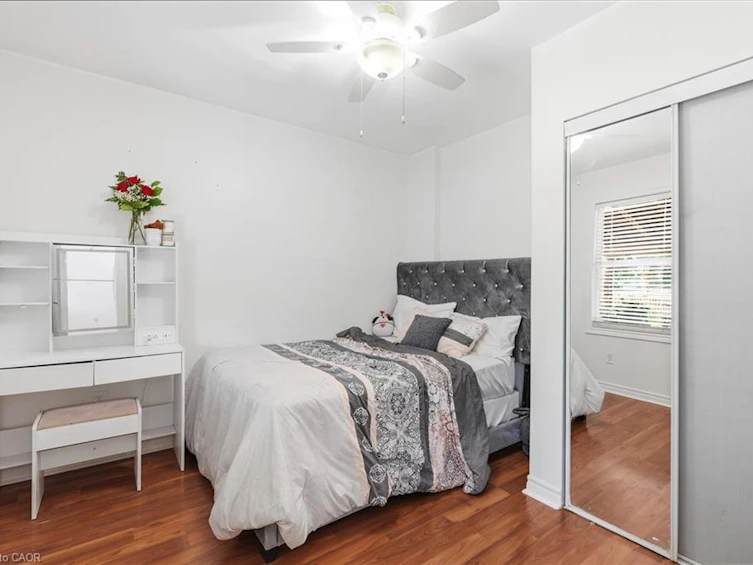 127 Park Row N, Hamilton, ON, L8H 4E7 - 10