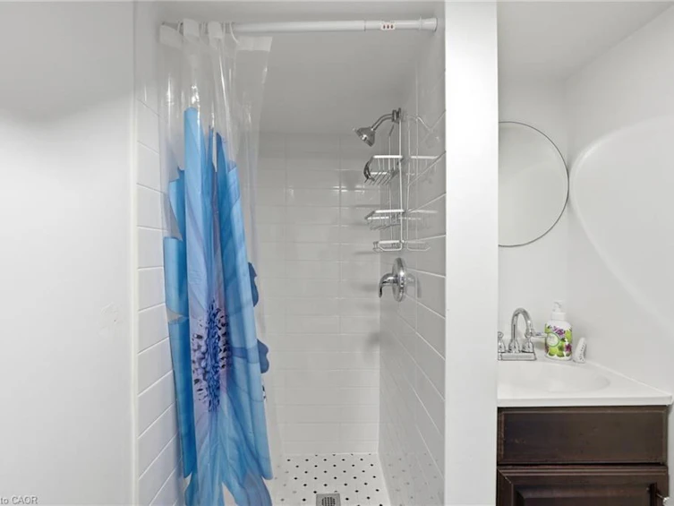 127 Park Row N, Hamilton, ON, L8H 4E7 - 23