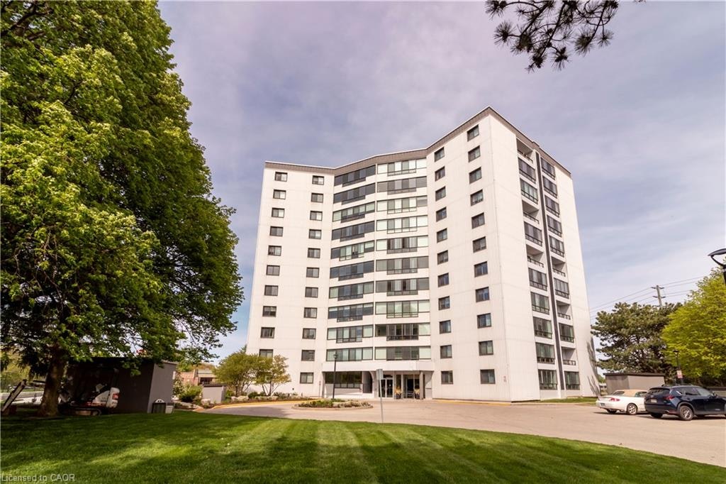 401-250 Glenridge Drive, Waterloo, ON, N2J 4H8
