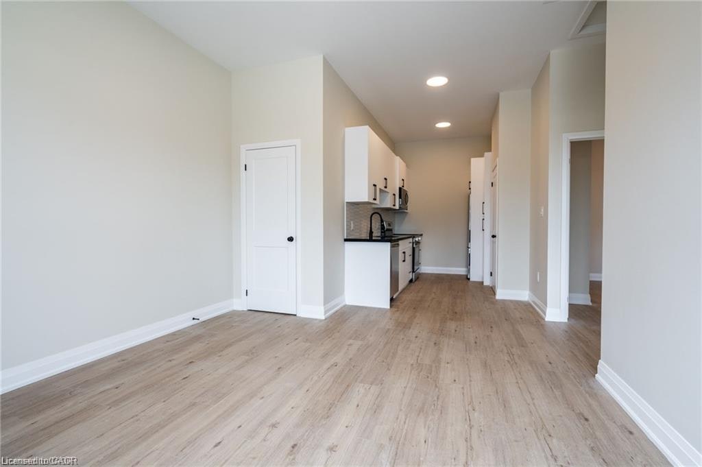A-728 Eleventh Avenue, Hamilton, ON, L8T 2K8 - 4