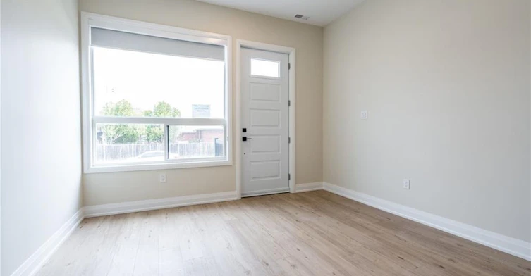 A-728 Eleventh Avenue, Hamilton, ON, L8T 2K8 - 2