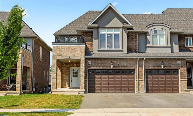 67 Pinot Crescent