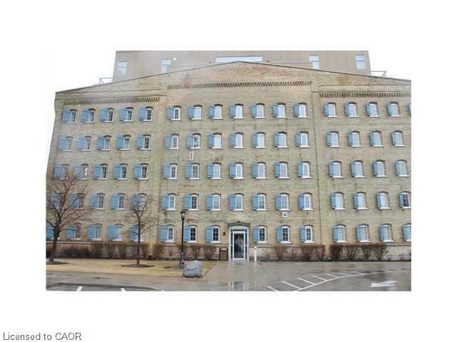 307-3 Father David Bauer Drive, Waterloo, ON, N2L 6M1