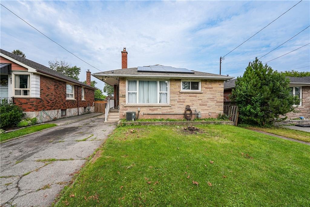 689 Burgess Avenue, Hamilton, ON, L8H 6J2