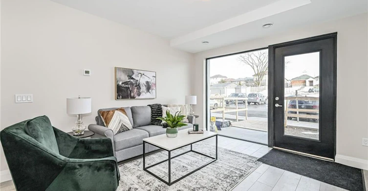 114-5 Wake Robin Drive, Kitchener, ON, N2E 0H6 - 2