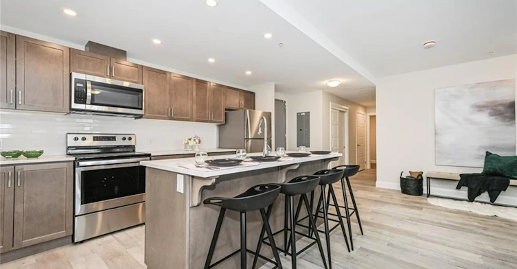 114-5 Wake Robin Drive, Kitchener, ON, N2E 0H6 - 9