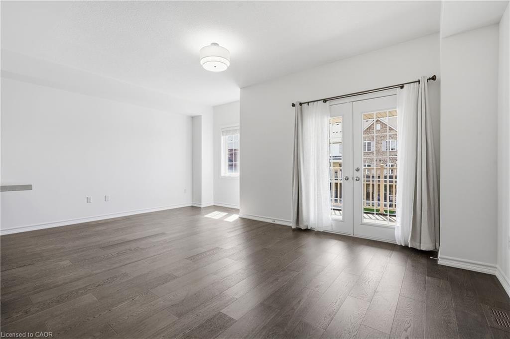 26 Hiscott Drive, Hamilton, ON, L8B 0A3 - 7