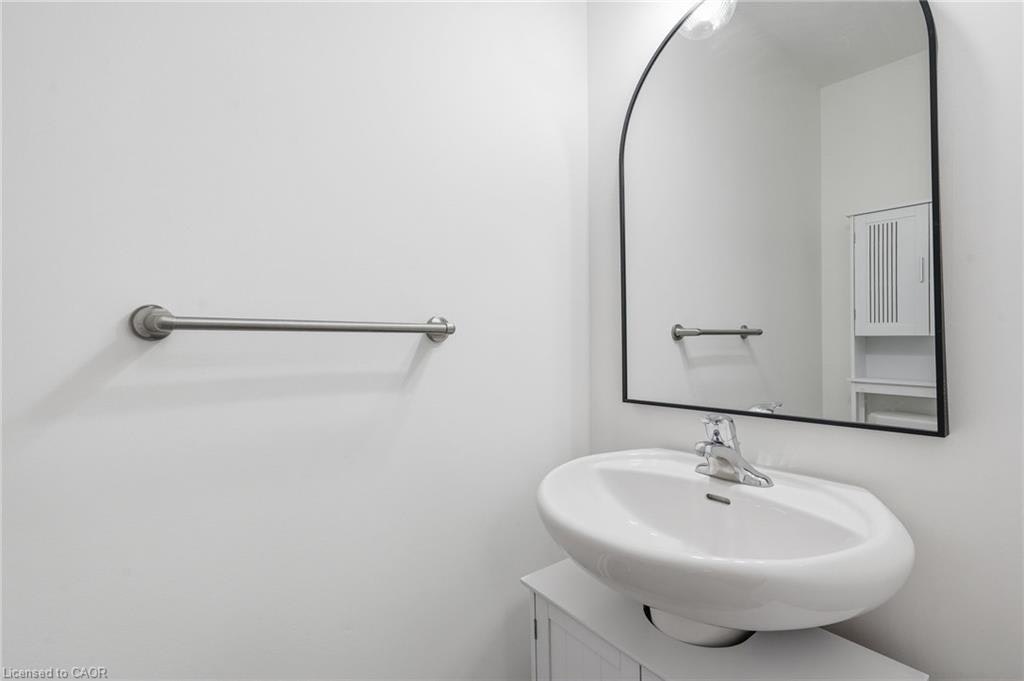 26 Hiscott Drive, Hamilton, ON, L8B 0A3 - 15