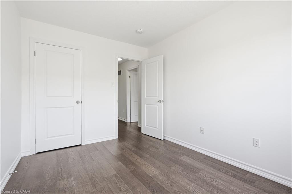 26 Hiscott Drive, Hamilton, ON, L8B 0A3 - 22