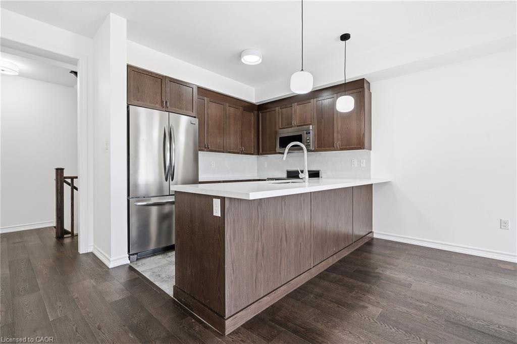26 Hiscott Drive, Hamilton, ON, L8B 0A3 - 11