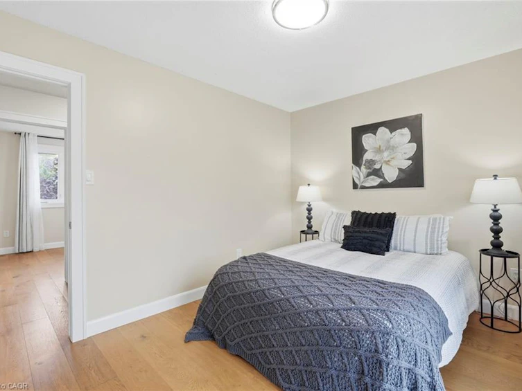 18 Sable Drive, Hamilton, ON, L9K 1K9 - 25