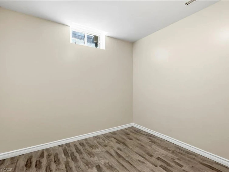 18 Sable Drive, Hamilton, ON, L9K 1K9 - 37