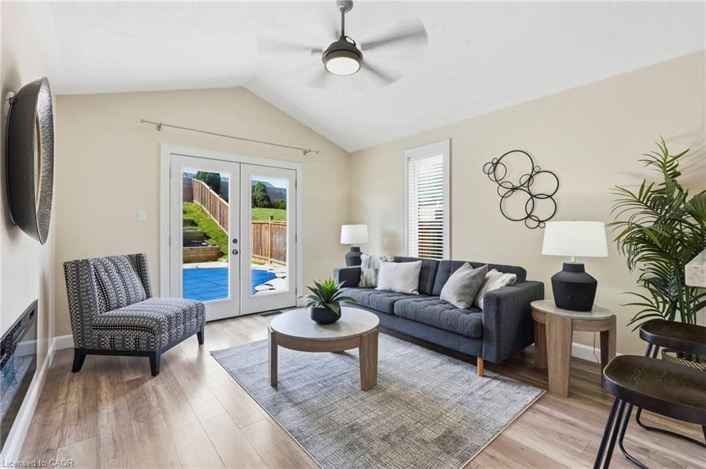 18 Sable Drive, Hamilton, ON, L9K 1K9 - 8