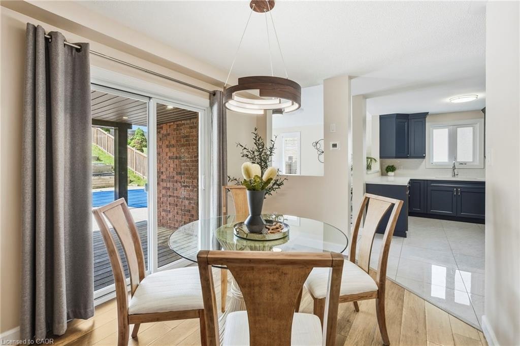 18 Sable Drive, Hamilton, ON, L9K 1K9 - 15