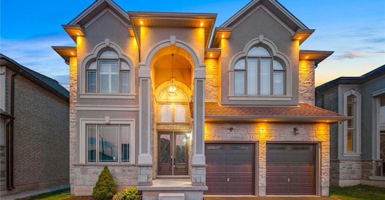7 Riesling Court, Hamilton, ON, L8G 0B4