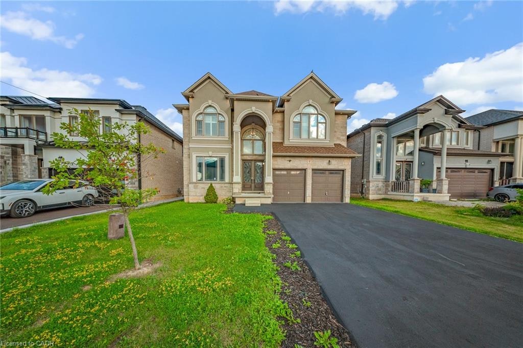7 Riesling Court, Hamilton, ON, L8G 0B4 - 2