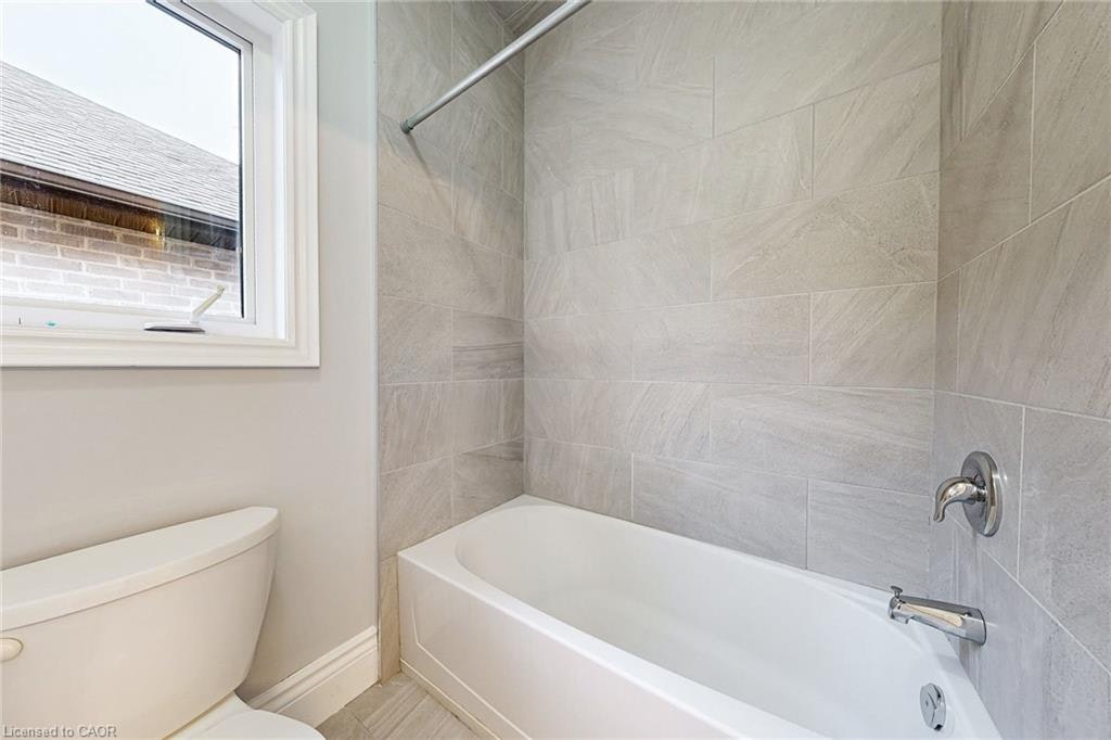 7 Riesling Court, Hamilton, ON, L8G 0B4 - 39