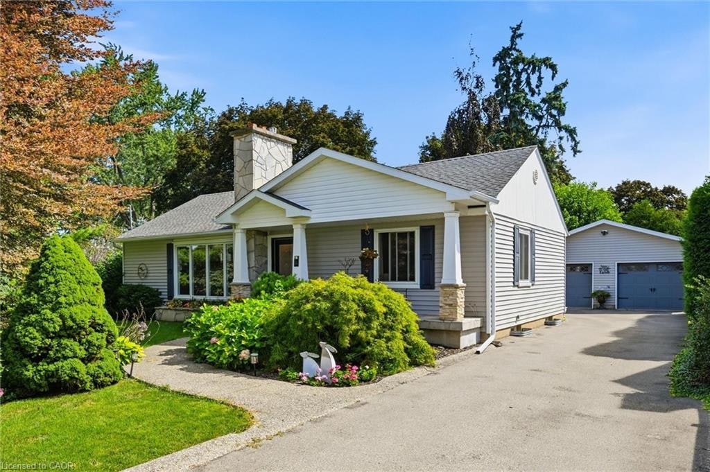 6 Kerman Avenue, Grimsby, ON, L3M 3W4