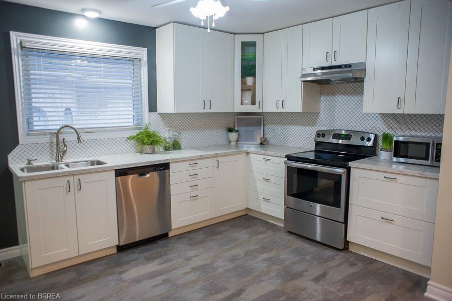 MAIN-225 Chatham Street, Brantford, ON, N3S 4H2 - 5