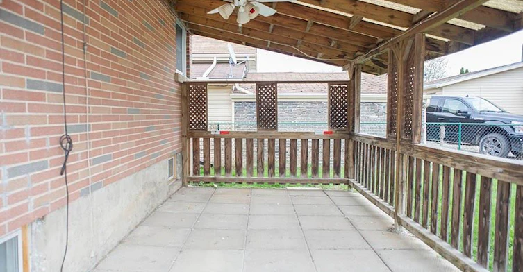 MAIN-225 Chatham Street, Brantford, ON, N3S 4H2 - 16
