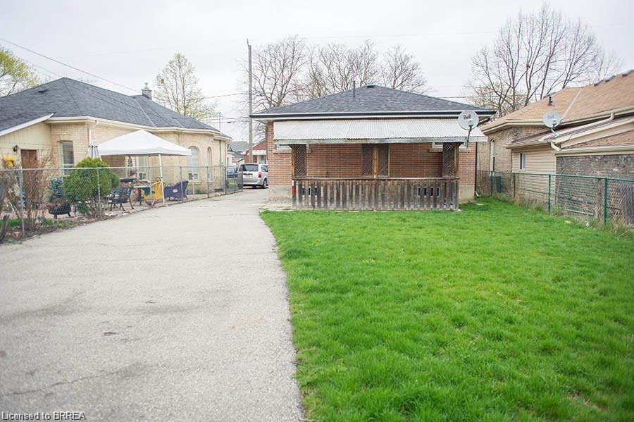 MAIN-225 Chatham Street, Brantford, ON, N3S 4H2 - 15