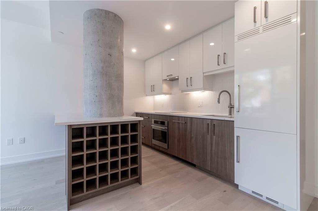 101-15 Wellington Street S, Kitchener, ON, N2G 0E4 - 5