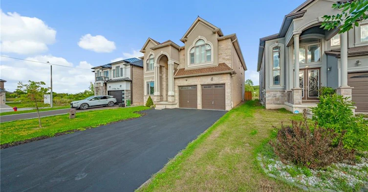 Lower-7 Riesling Court, Hamilton, ON, L8G 0B4